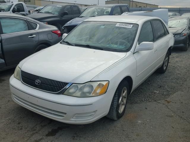 4T1BF28B11U177025 - 2001 TOYOTA AVALON XL WHITE photo 2