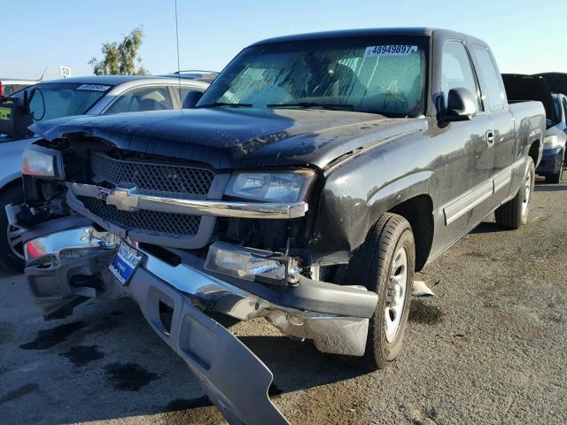 2GCEC19T651372471 - 2005 CHEVROLET SILVERADO BLACK photo 2