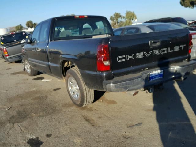 2GCEC19T651372471 - 2005 CHEVROLET SILVERADO BLACK photo 3