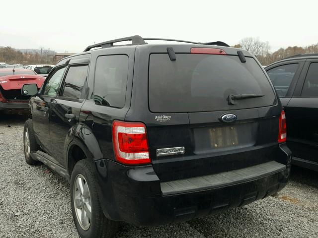 1FMCU03759KC21049 - 2009 FORD ESCAPE XLT BLACK photo 3