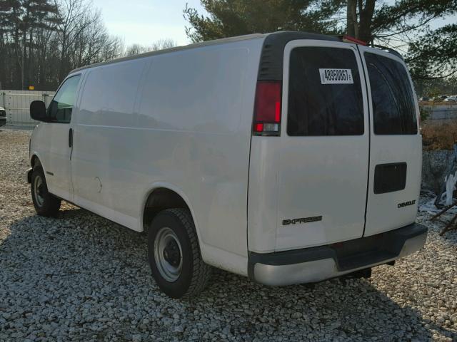 1GCGG25R221158706 - 2002 CHEVROLET EXPRESS G2 WHITE photo 3