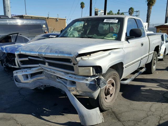 1B7KC23D6WJ109186 - 1998 DODGE RAM 2500 SILVER photo 2