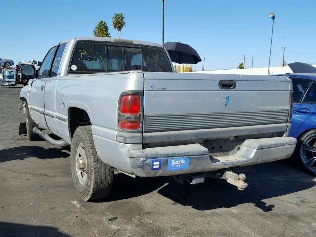 1B7KC23D6WJ109186 - 1998 DODGE RAM 2500 SILVER photo 3