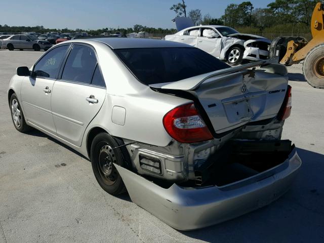 4T1BE32K83U758252 - 2003 TOYOTA CAMRY LE SILVER photo 3