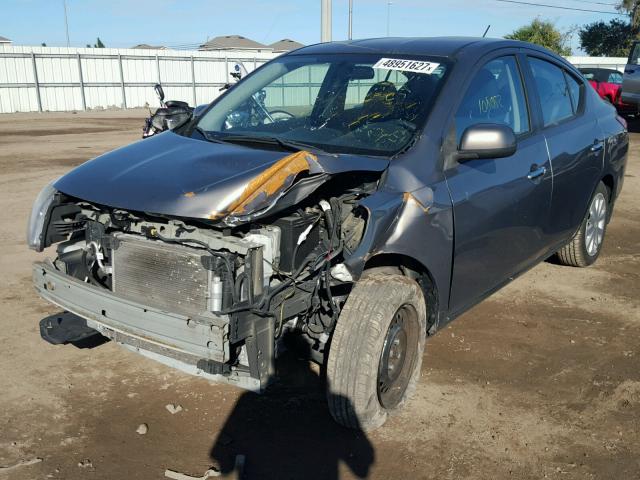 3N1CN7AP6CL865097 - 2012 NISSAN VERSA S CHARCOAL photo 2