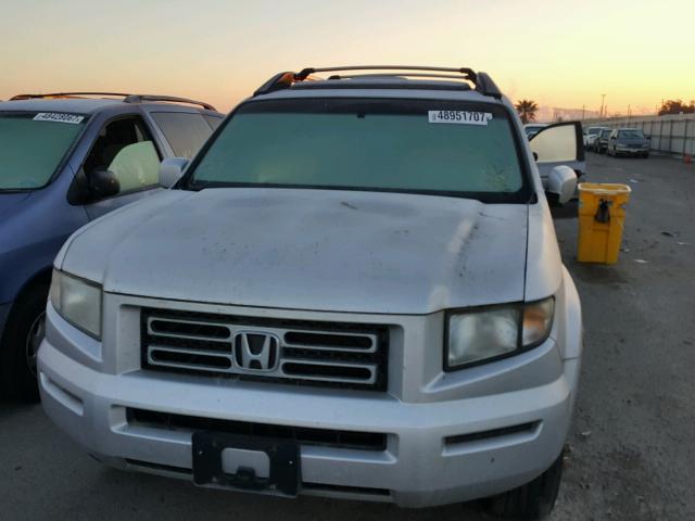 2HJYK16516H506863 - 2006 HONDA RIDGELINE SILVER photo 9