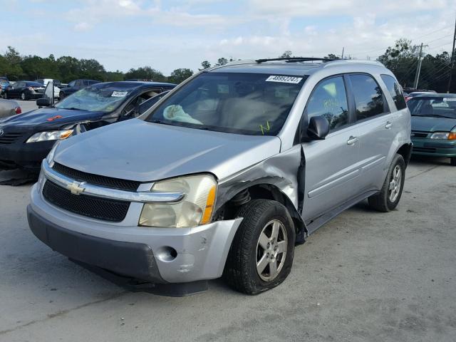 2CNDL63F056182627 - 2005 CHEVROLET EQUINOX LT SILVER photo 2