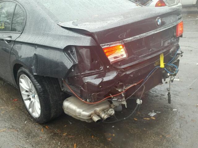 WBAKB8C53BCY66847 - 2011 BMW 750LI BLUE photo 9