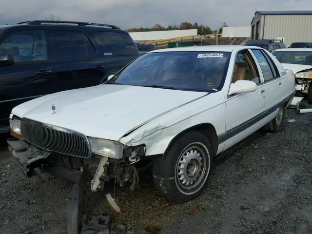 1G4BN52P2SR417065 - 1995 BUICK ROADMASTER WHITE photo 2