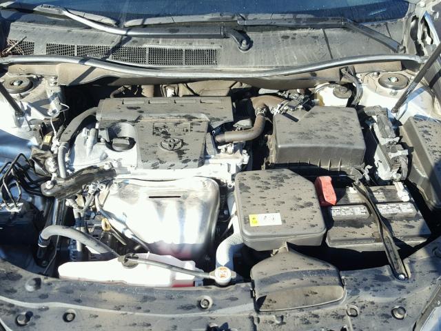 4T1BF1FK8HU620746 - 2017 TOYOTA CAMRY LE SILVER photo 7