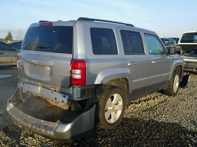 1C4NJRFB6HD151669 - 2017 JEEP PATRIOT LA SILVER photo 4