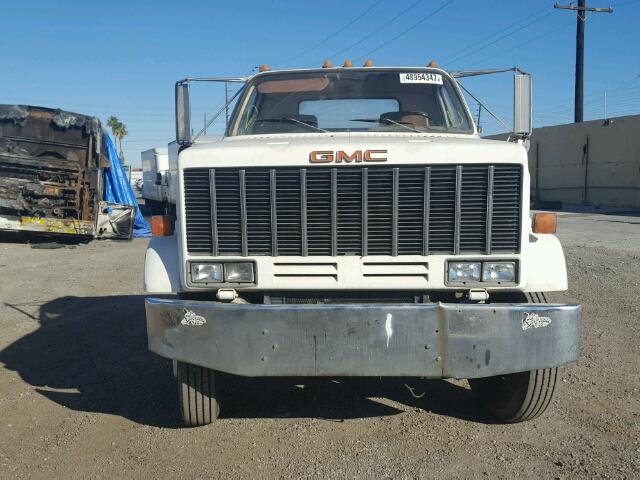 1GDL7D1Y1LV510140 - 1990 GMC C7000 C7D0 WHITE photo 9