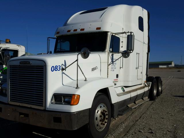 1FUYDSZB0YDB18704 - 2000 FREIGHTLINER CONVENTION WHITE photo 2