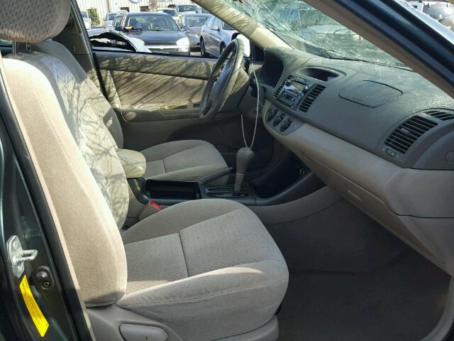 4T1BF30K92U525477 - 2002 TOYOTA CAMRY LE მწვანე ფოტო 5