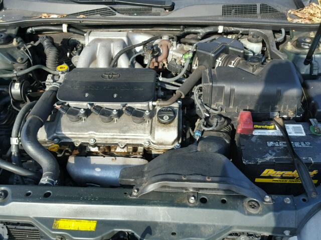 4T1BF30K92U525477 - 2002 TOYOTA CAMRY LE GREEN photo 7