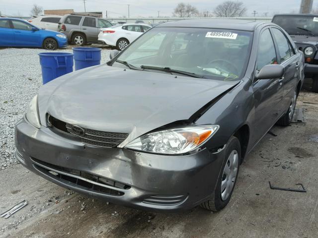 4T1BE32K04U934728 - 2004 TOYOTA CAMRY LE GRAY photo 2