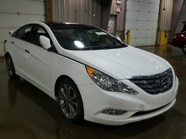 5NPEC4AB8DH713130 - 2013 HYUNDAI SONATA SE 白色 照片 1