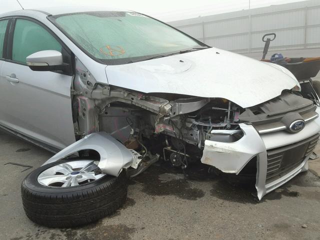 1FADP3K2XDL336097 - 2013 FORD FOCUS SE SILVER photo 9