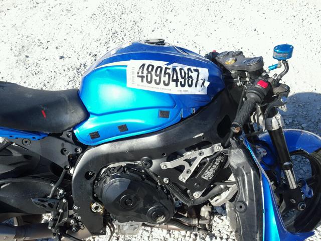 JS1GT78AXF2100044 - 2015 SUZUKI GSX-R1000 BLUE photo 5