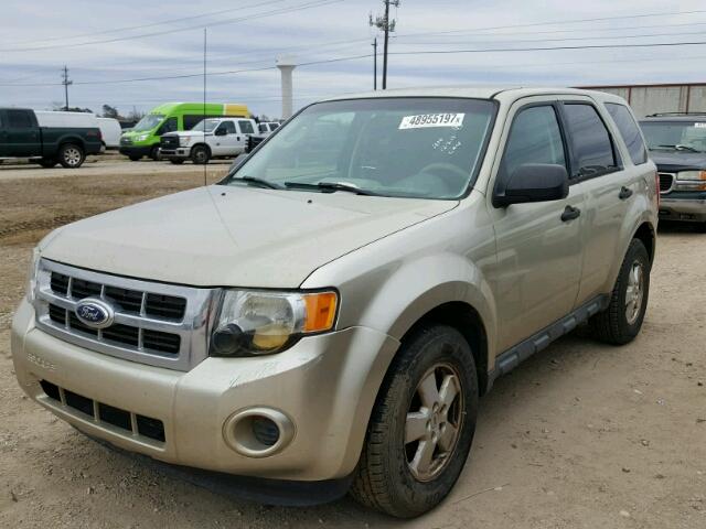 1FMCU0C76BKC53501 - 2011 FORD ESCAPE XLS TAN photo 2