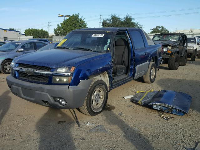 3GNEC13T62G107942 - 2002 CHEVROLET AVALANCHE BLUE photo 2