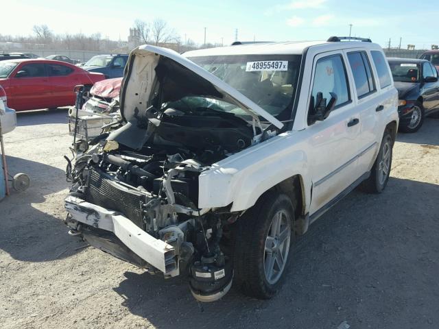 1J8FF48W98D669230 - 2008 JEEP PATRIOT LI WHITE photo 2