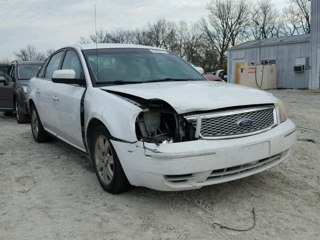 1FAFP24117G109272 - 2007 FORD FIVE HUNDR WHITE photo 1