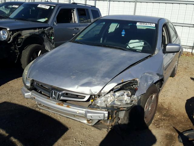 1HGCM56425A184613 - 2005 HONDA ACCORD LX SILVER photo 2