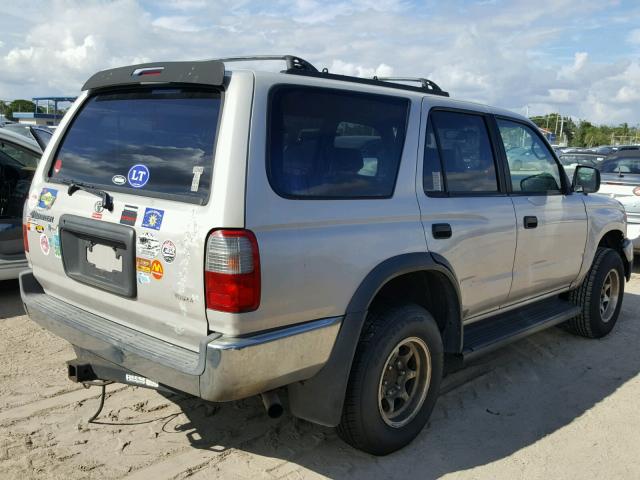 JT3GM84R4X0038677 - 1999 TOYOTA 4RUNNER SILVER photo 4