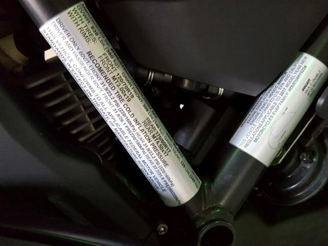 ZDMKAFBM4HB000354 - 2017 DUCATI SCRAMBLER 白色 照片 10