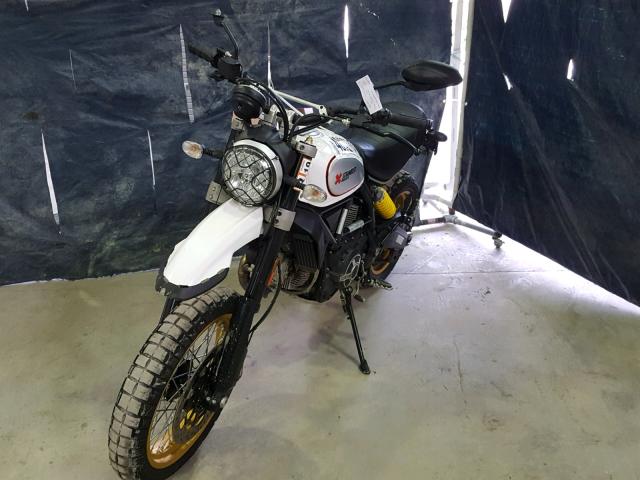 ZDMKAFBM4HB000354 - 2017 DUCATI SCRAMBLER WHITE photo 2