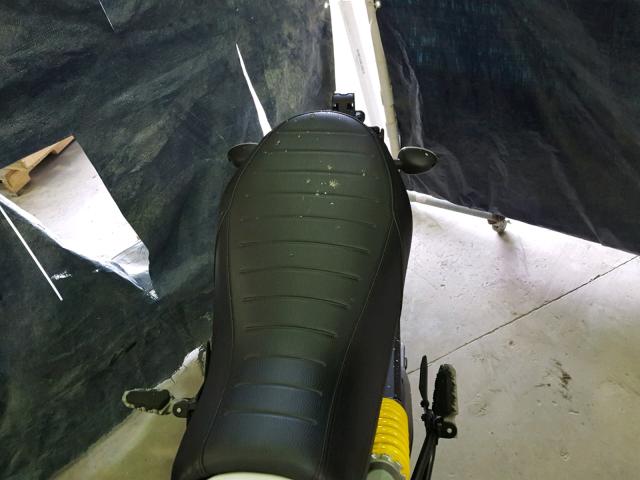 ZDMKAFBM4HB000354 - 2017 DUCATI SCRAMBLER 白色 照片 6