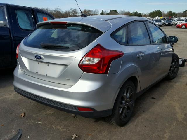 1FADP3K26DL297881 - 2013 FORD FOCUS SE SILVER photo 4