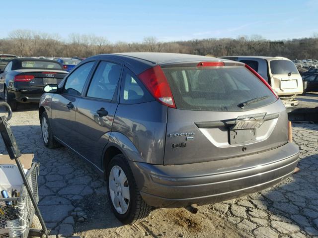 1FAHP37N37W239136 - 2007 FORD FOCUS ZX5 GRAY photo 3