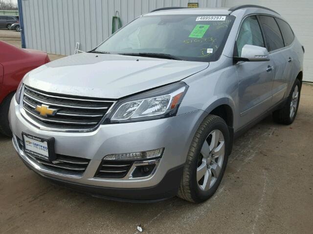 1GNKVJKD8EJ372419 - 2014 CHEVROLET TRAVERSE L SILVER photo 2