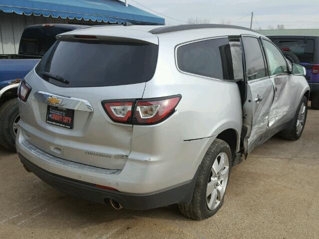 1GNKVJKD8EJ372419 - 2014 CHEVROLET TRAVERSE L SILVER photo 4