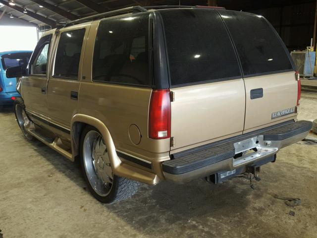 1GNEC13R2XJ326858 - 1999 CHEVROLET TAHOE C150 GOLD photo 3