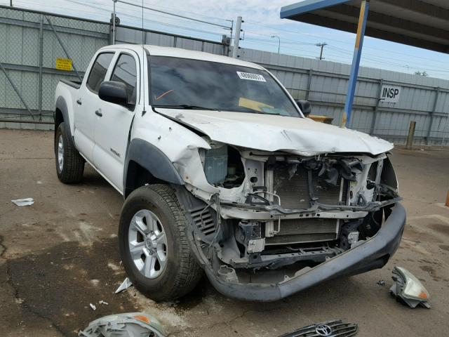 5TEJU62N97Z387369 - 2007 TOYOTA TACOMA DOU WHITE photo 1