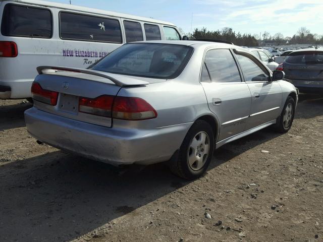 1HGCG16542A078880 - 2002 HONDA ACCORD EX SILVER photo 4