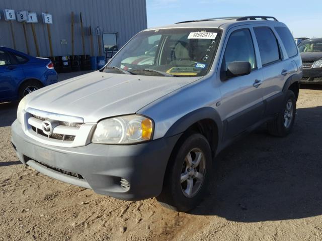 4F2YZ02Z76KM25913 - 2006 MAZDA TRIBUTE I SILVER photo 2