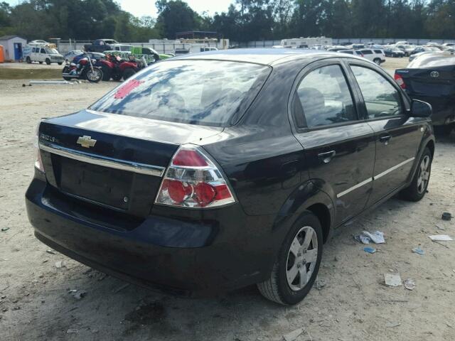 KL1TD56608B174085 - 2008 CHEVROLET AVEO BASE BLACK photo 4