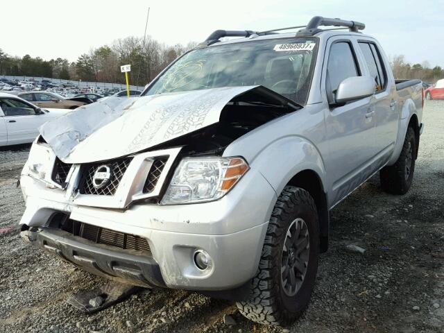 1N6AD0EV8EN710624 - 2014 NISSAN FRONTIER S SILVER photo 2