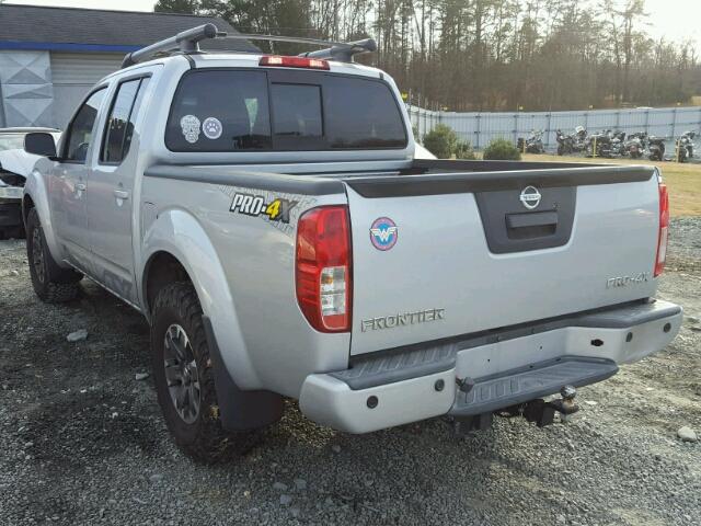 1N6AD0EV8EN710624 - 2014 NISSAN FRONTIER S SILVER photo 3