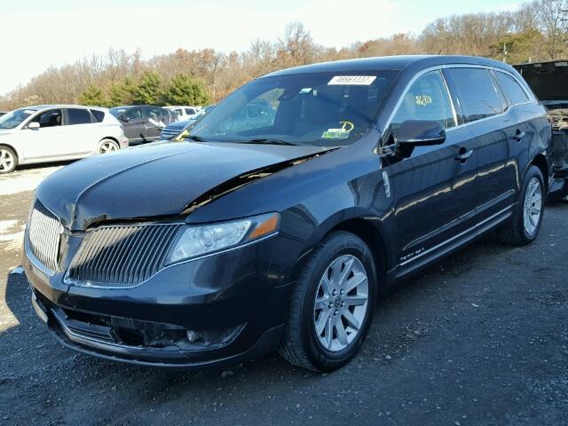 2LMHJ5NK2DBL56848 - 2013 LINCOLN MKT BLACK photo 2