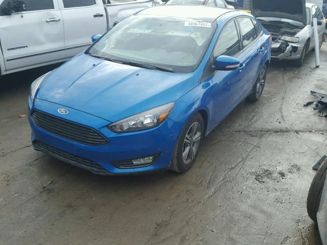 1FADP3FE1HL221267 - 2017 FORD FOCUS SE BLUE photo 2