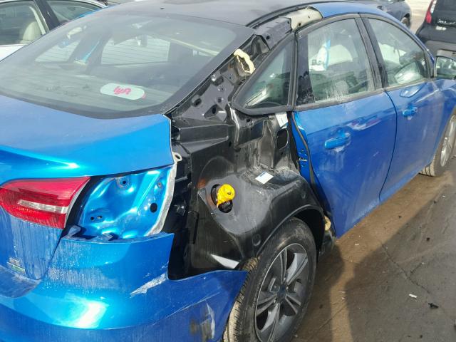 1FADP3FE1HL221267 - 2017 FORD FOCUS SE BLUE photo 9