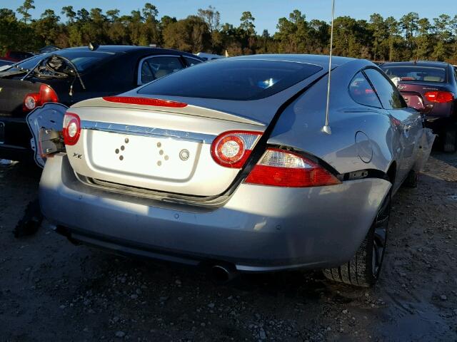 SAJDA43B275B01948 - 2007 JAGUAR XK SILVER photo 4