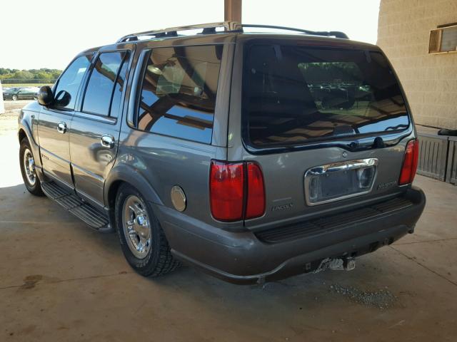 5LMEU27R02LJ09157 - 2002 LINCOLN NAVIGATOR Brązowy zdjęcie 3