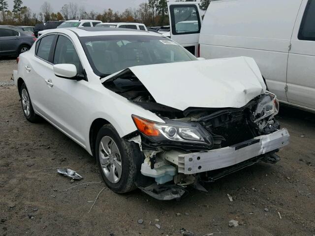 19VDE1F70DE011292 - 2013 ACURA ILX 20 TEC WHITE photo 1