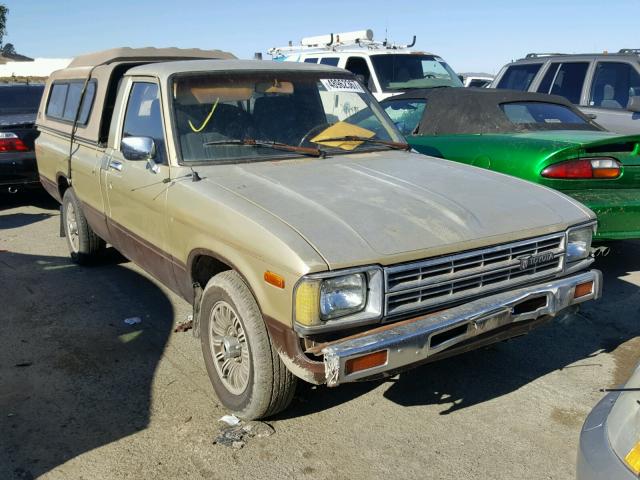 JT4RN44S6D1127959 - 1983 TOYOTA PICKUP 1/2 GOLD photo 1